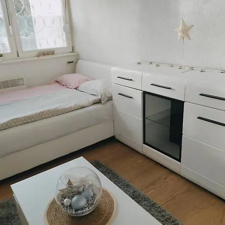 White * Μπάνια Λούκα